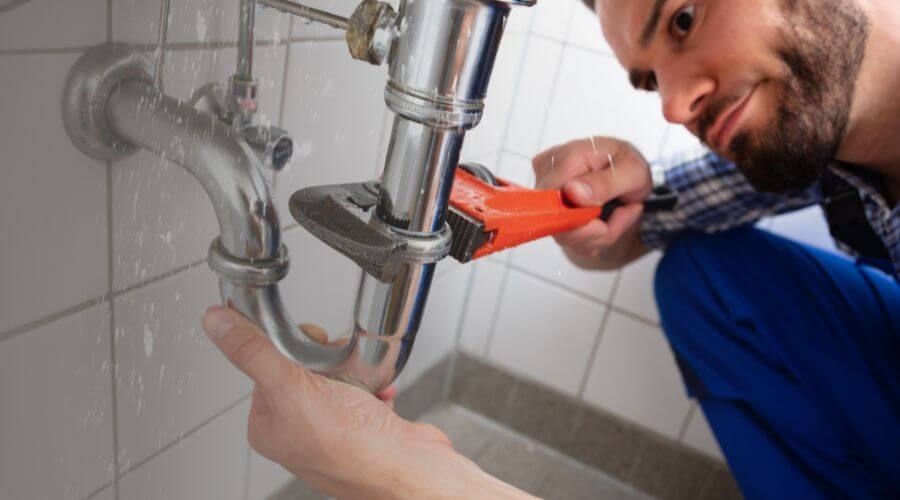 Professional same day plumber services in Hume, IL